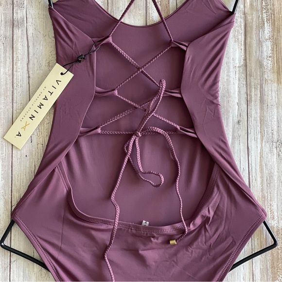 Vitamin A Swim JAYDAH One Piece - Picture 4 of 11